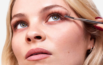 DIY Eyelash Extensions: Achieve Effortless Glamour at Home with LeCil