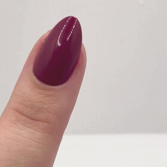 plum nails