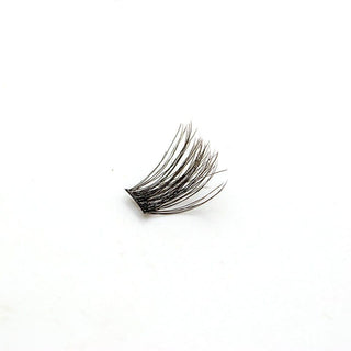 Lux lash Style E , custom , LeCil , black lash, bold lashes, fluffy lashes, LUX lash clusters, reusable lash clusters , LeCil , lecil.com.au