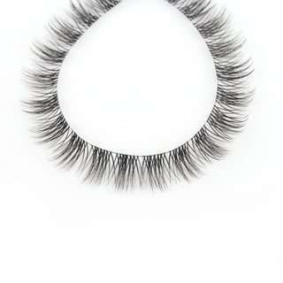 Savvy Lash style D , custom , LeCil , black lash, bold lashes, bond & Seal lashes, d curl, lash ribbons, moderate density lash, pixie lash, reusable lash clusters, savvy lashes, spike lash , LeCil , lecil.com.au